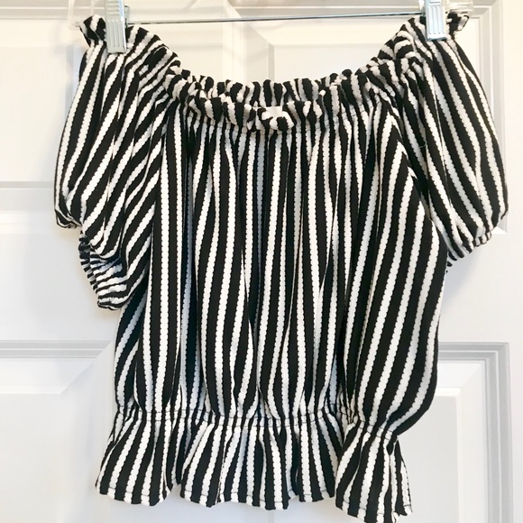 H&M black and white off the shoulder top size XS - Picture 1 of 4